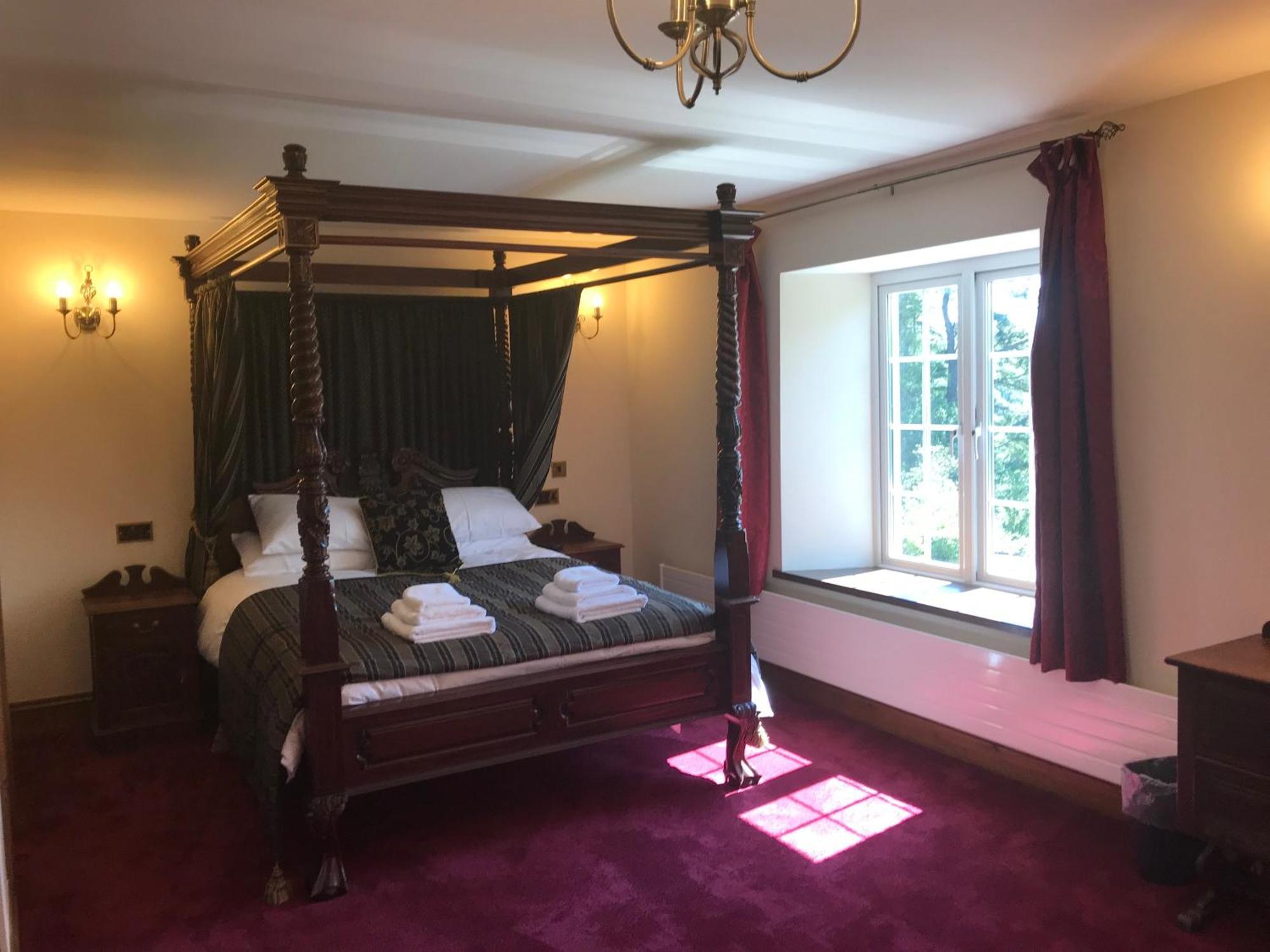 Great Trethew Manor Hotel & Self Catering Lodges Ліскард Номер фото