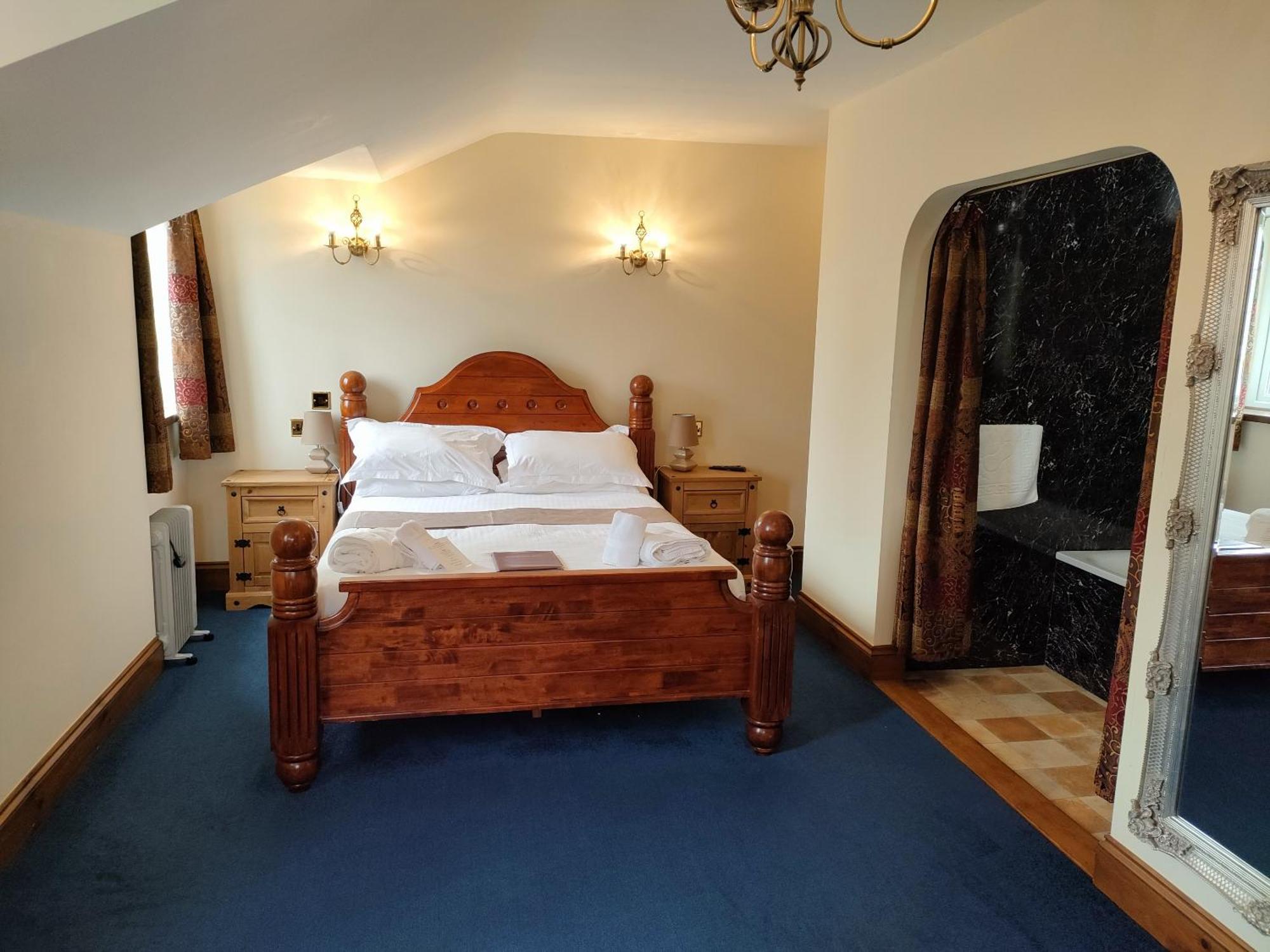 Great Trethew Manor Hotel & Self Catering Lodges Ліскард Номер фото
